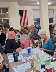 13-smiling-crowd_orig